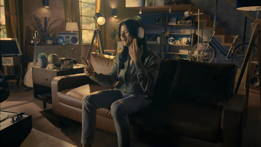 Ben&Ben headlines the Apple Music campaign powered by Smart(2)