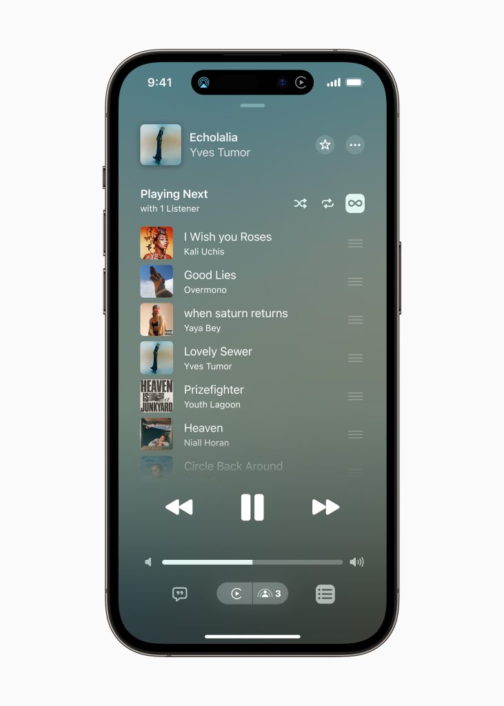 Apple Music is bringing SharePlay to the car so that everyone can easily contribute to what’s playing. Listeners can control the music from their own devices, even if they don’t have an Apple Music subscription.