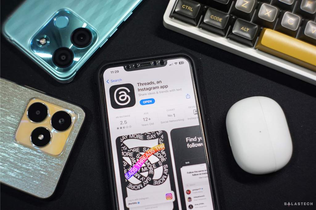 Threads in Apple App Store