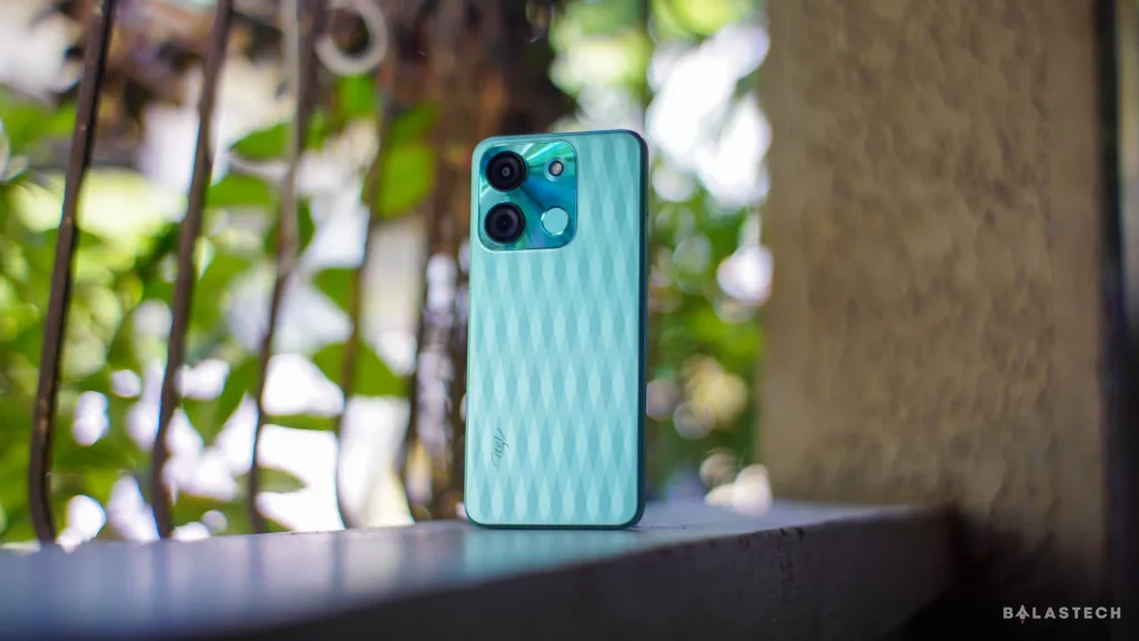 itel A60s 4G back design