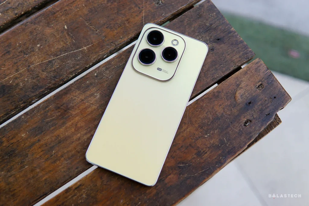 Infinix HOT 40 Pro Design