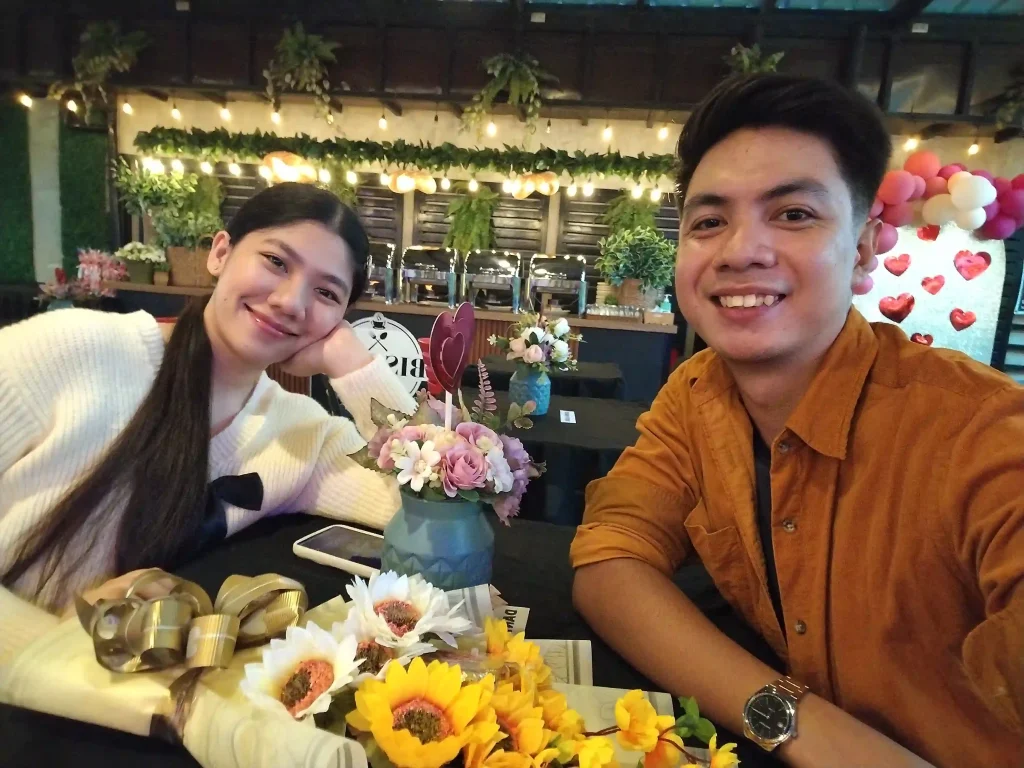 HONOR X8b Front Camera - Low-light without Flash - 0.8x Wide