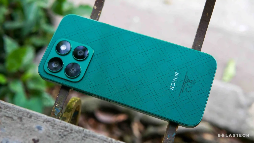 HONOR X8b Rear design