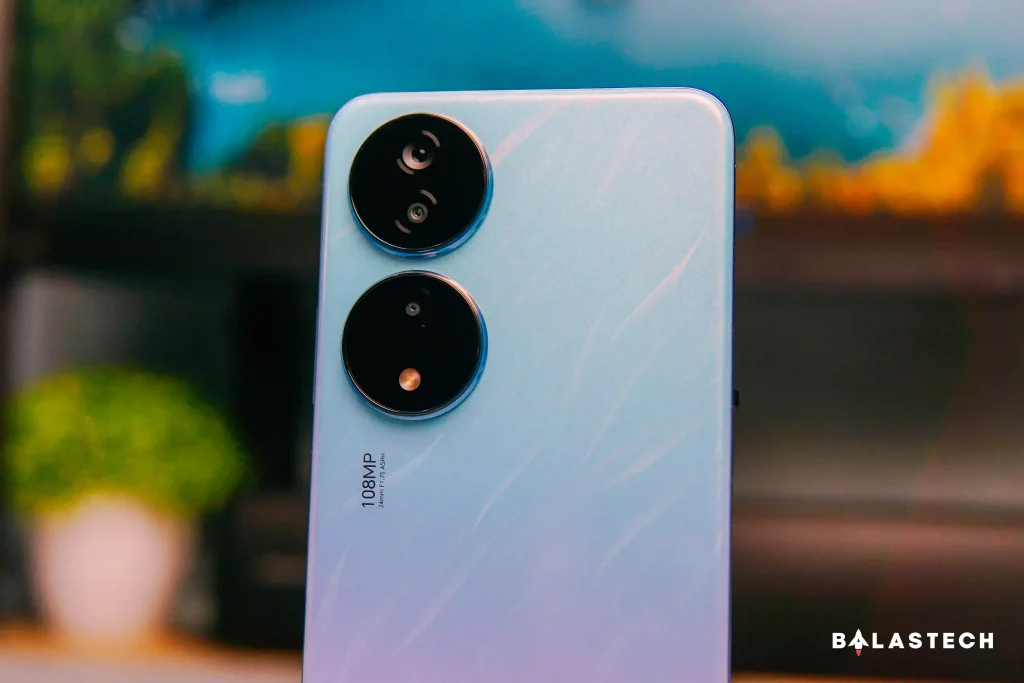 HONOR X7b Camera island