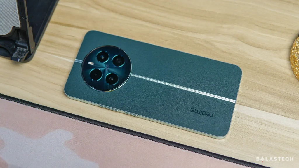 realme 12+ 5G back design(1)