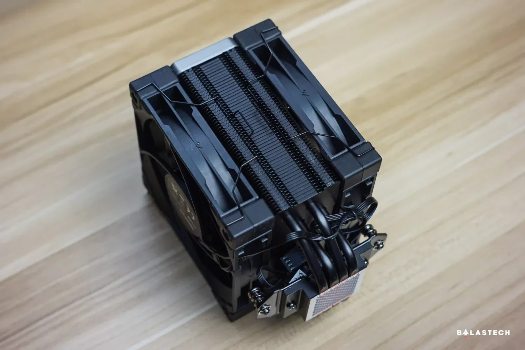 DeepCool AK400 ZERO DARK PLUS Side view