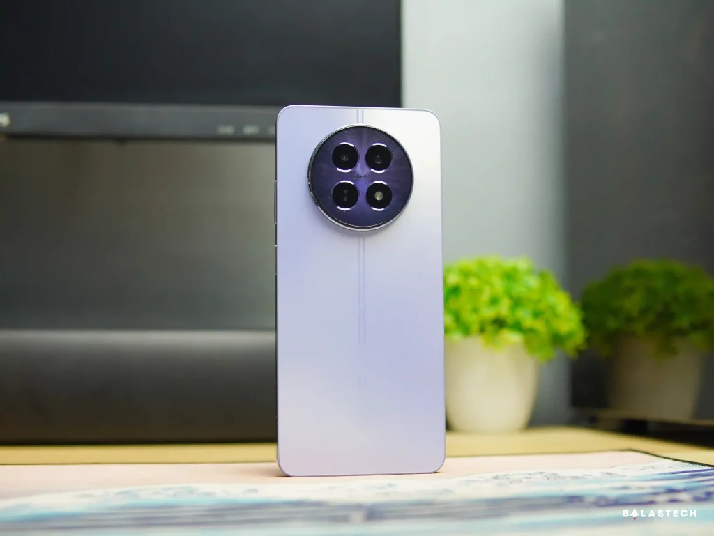 realme 12 5G design