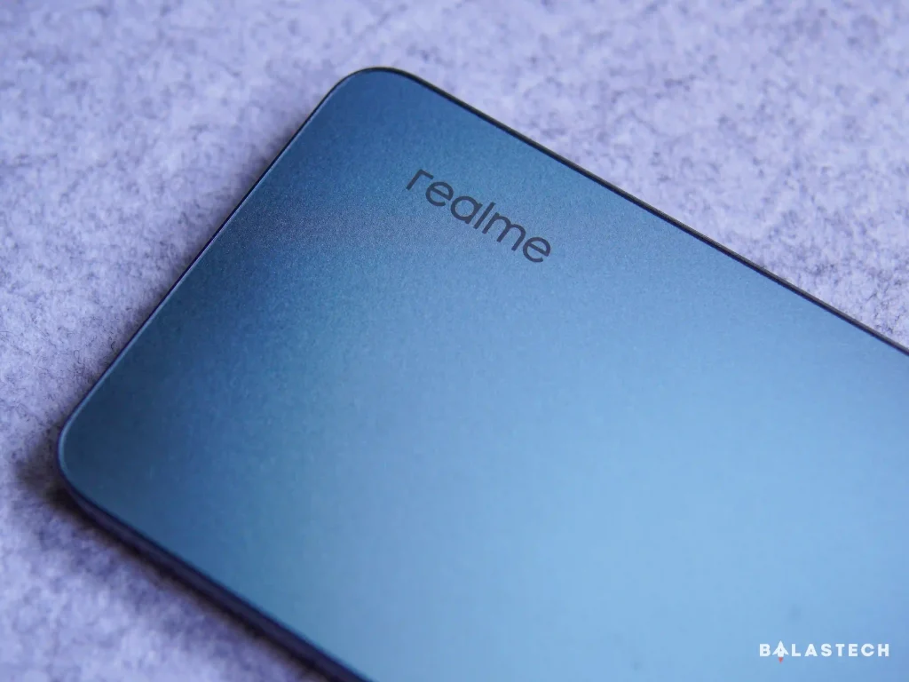 realme C65 realme branding