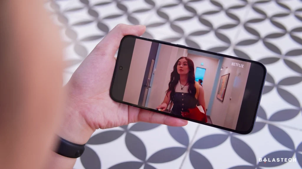 OPPO Reno13 5G Display
