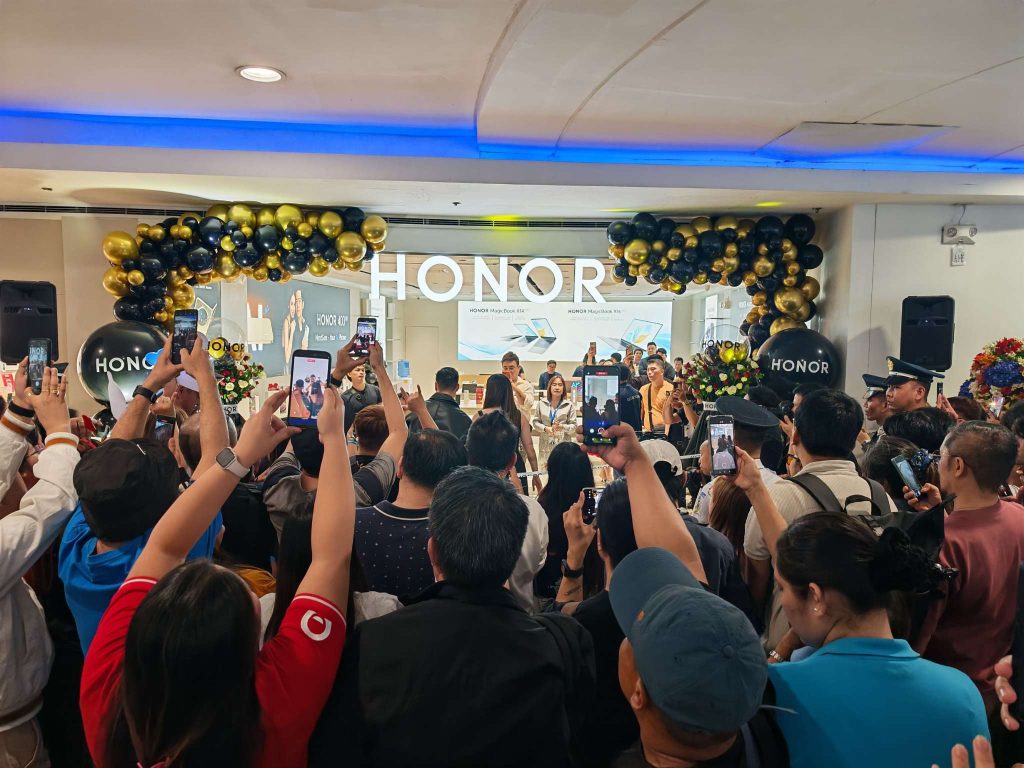 HONOR Philippines Opens Its 200th Store at SM City Manila 1 - balastech HONOR Philippines Opens Its 200th Store at SM City Manila (1)