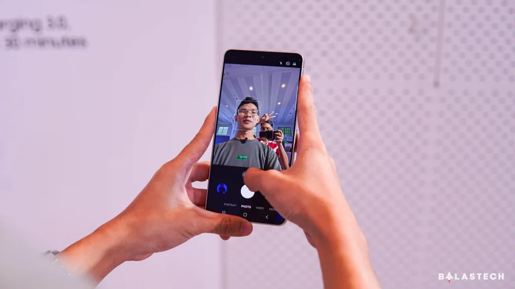 Samsung Galaxy S26 Ultra Front Camera