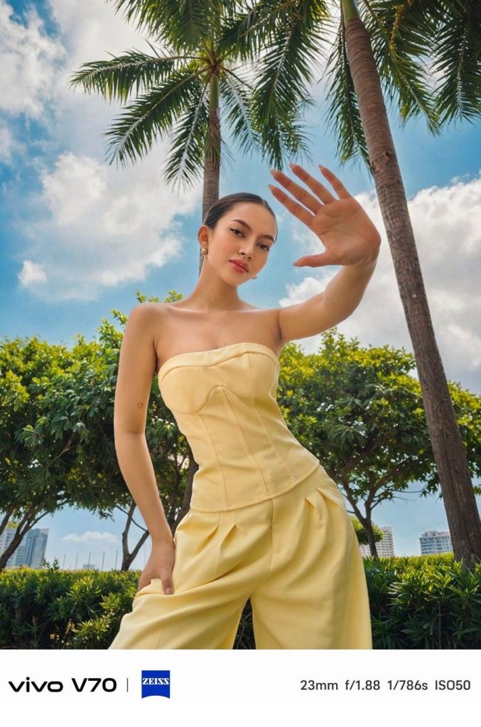 vivo V70 Clear Sky