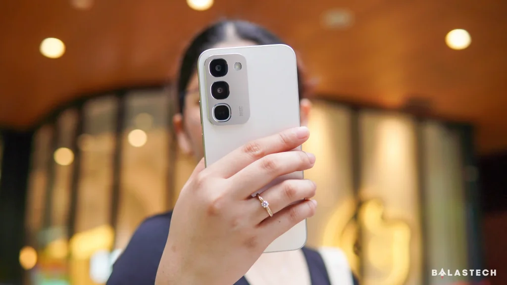realme C100 Design