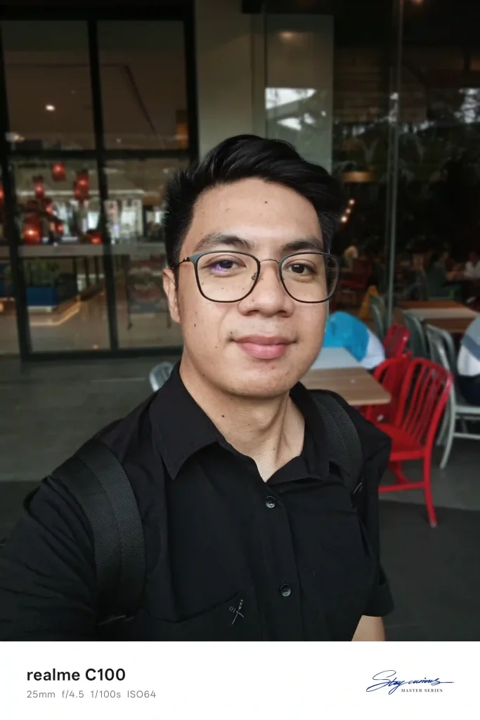 realme C100 - Front Camera - Portrait Mode