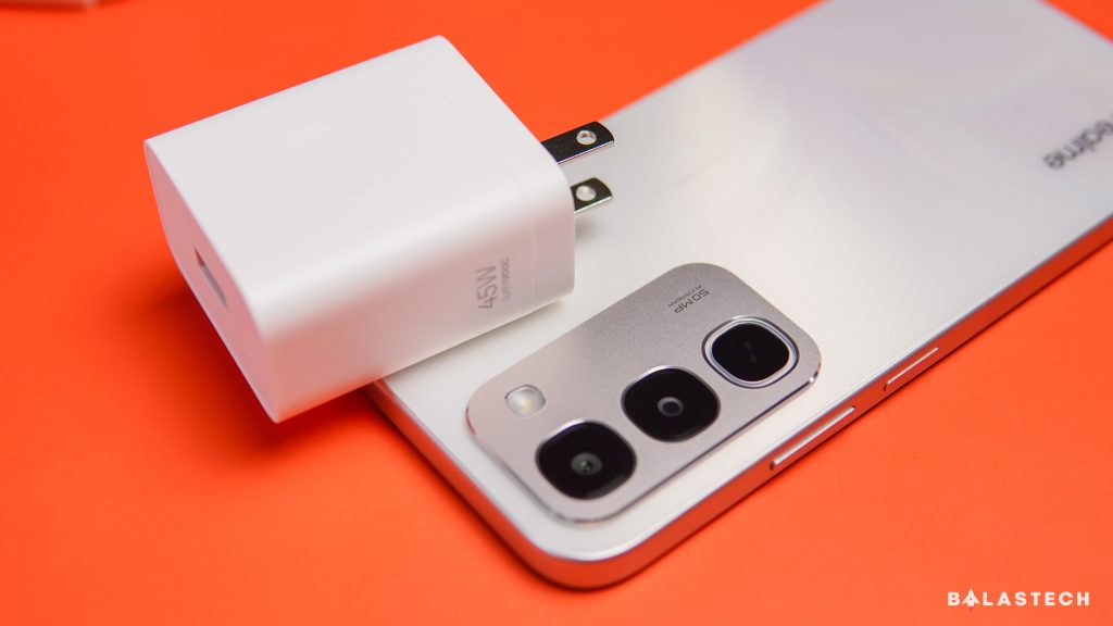 realme C100 charger