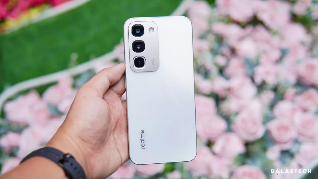 realme C100 design