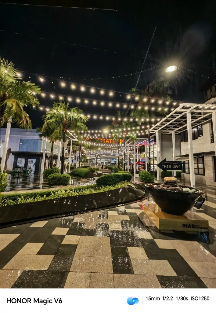HONOR Magic V6 Review - Rear Camera - Night Mode (2)